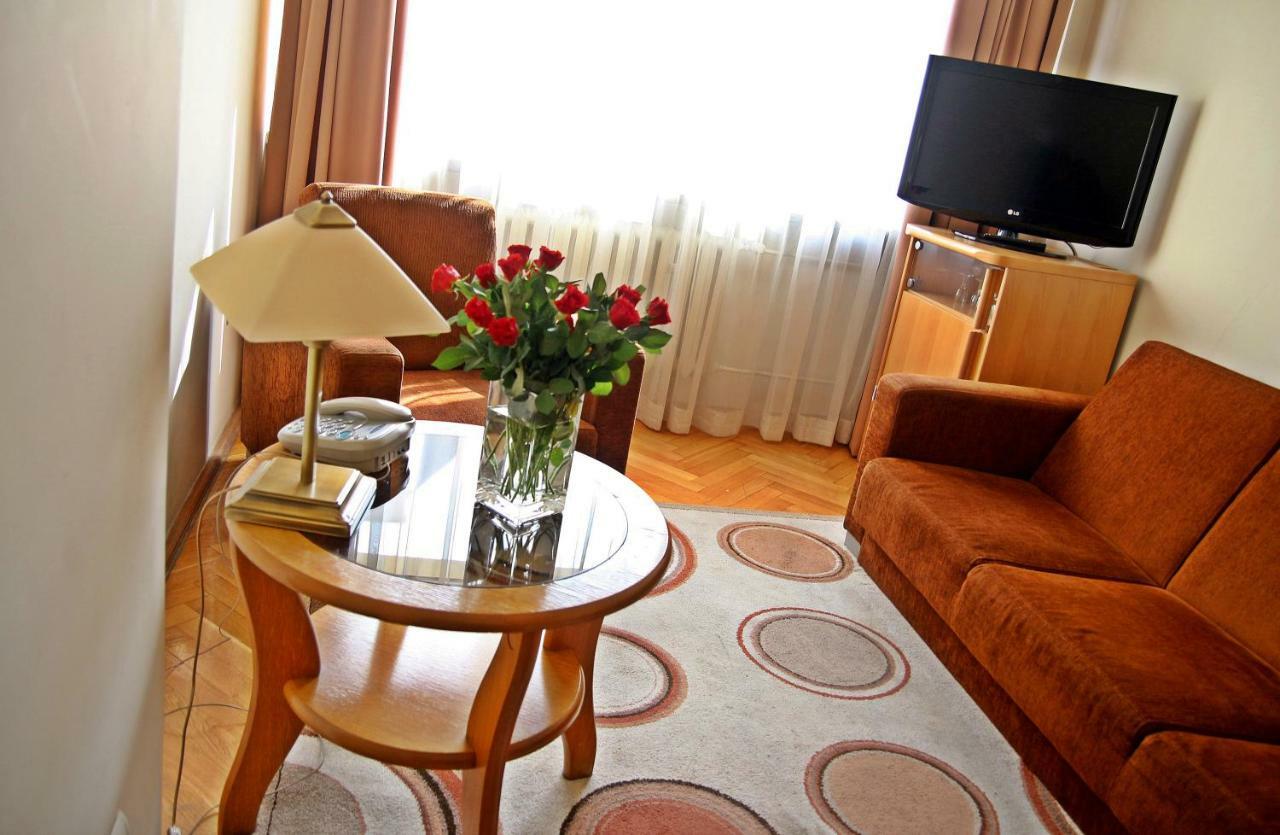 Hotel Ratuszowy Włocławek Exteriör bild